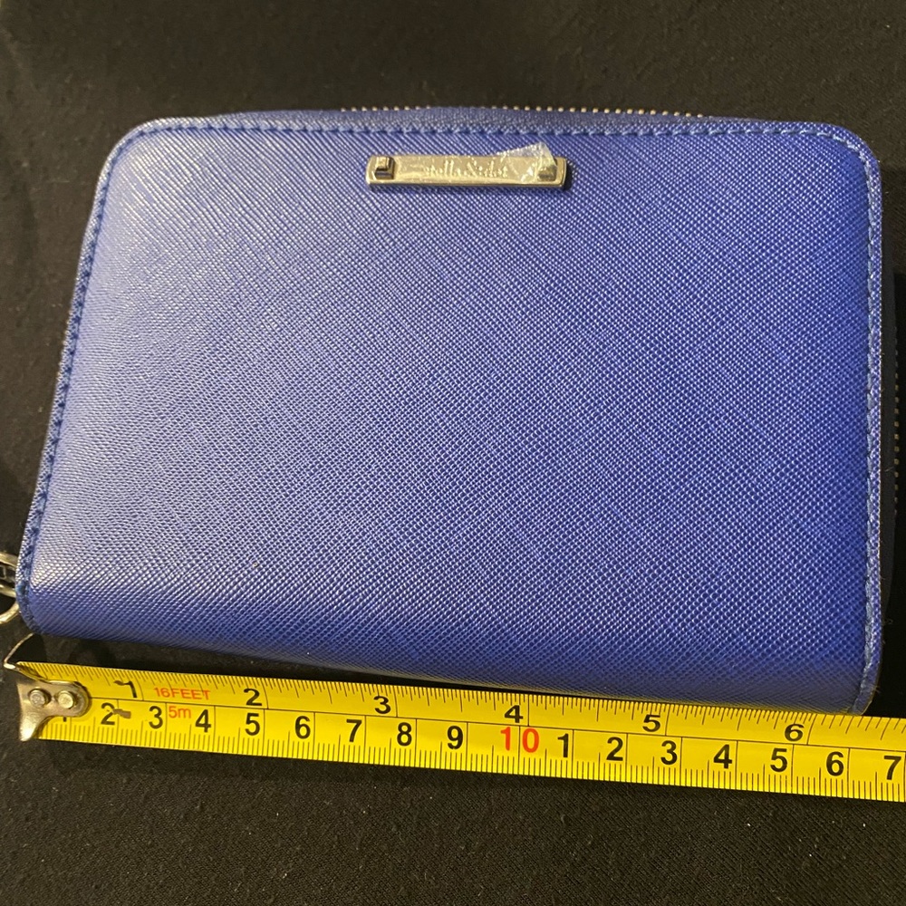 Stella & Dot Cobalt Blue Tech Wallet